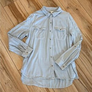 Women’s Est. 1946 Large Blouse